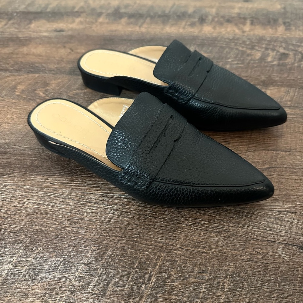 Coach Black Flats Sleek Loafers